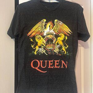 dark grey Queen t shirt